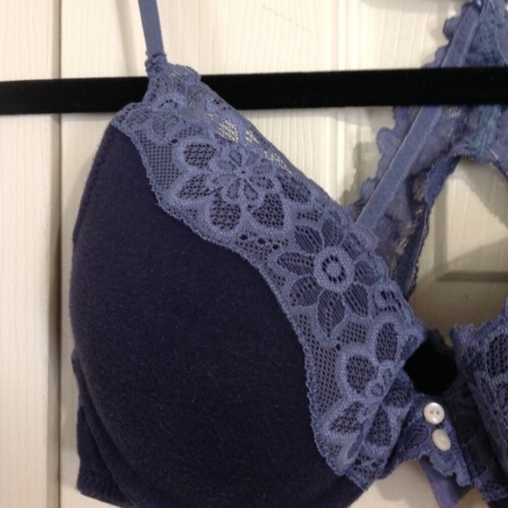 AERIE Size 34A Blue Lace Racerback Bra Keyhole Lined Adjustable Full Coverage - Picture 2 of 6
